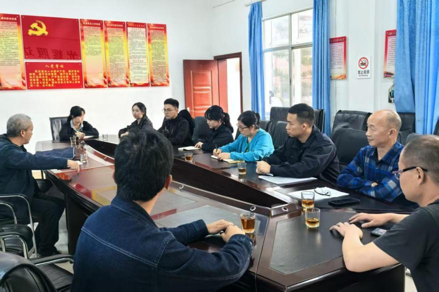 1762696129294020736.png 1762695986930.png