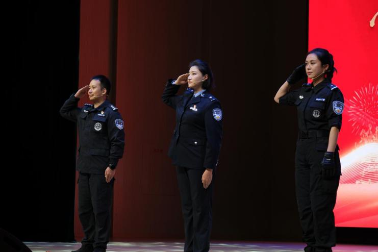 1762698220229062723.png 1762697808724.png