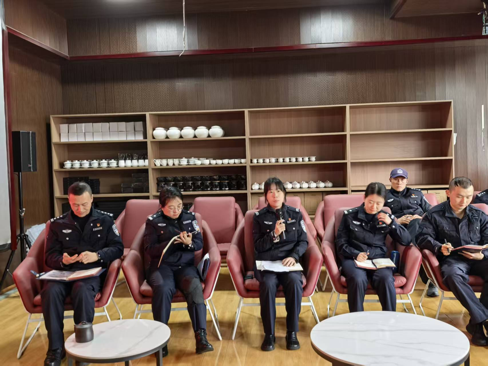 1764250159546032672.png 1764250103204.png