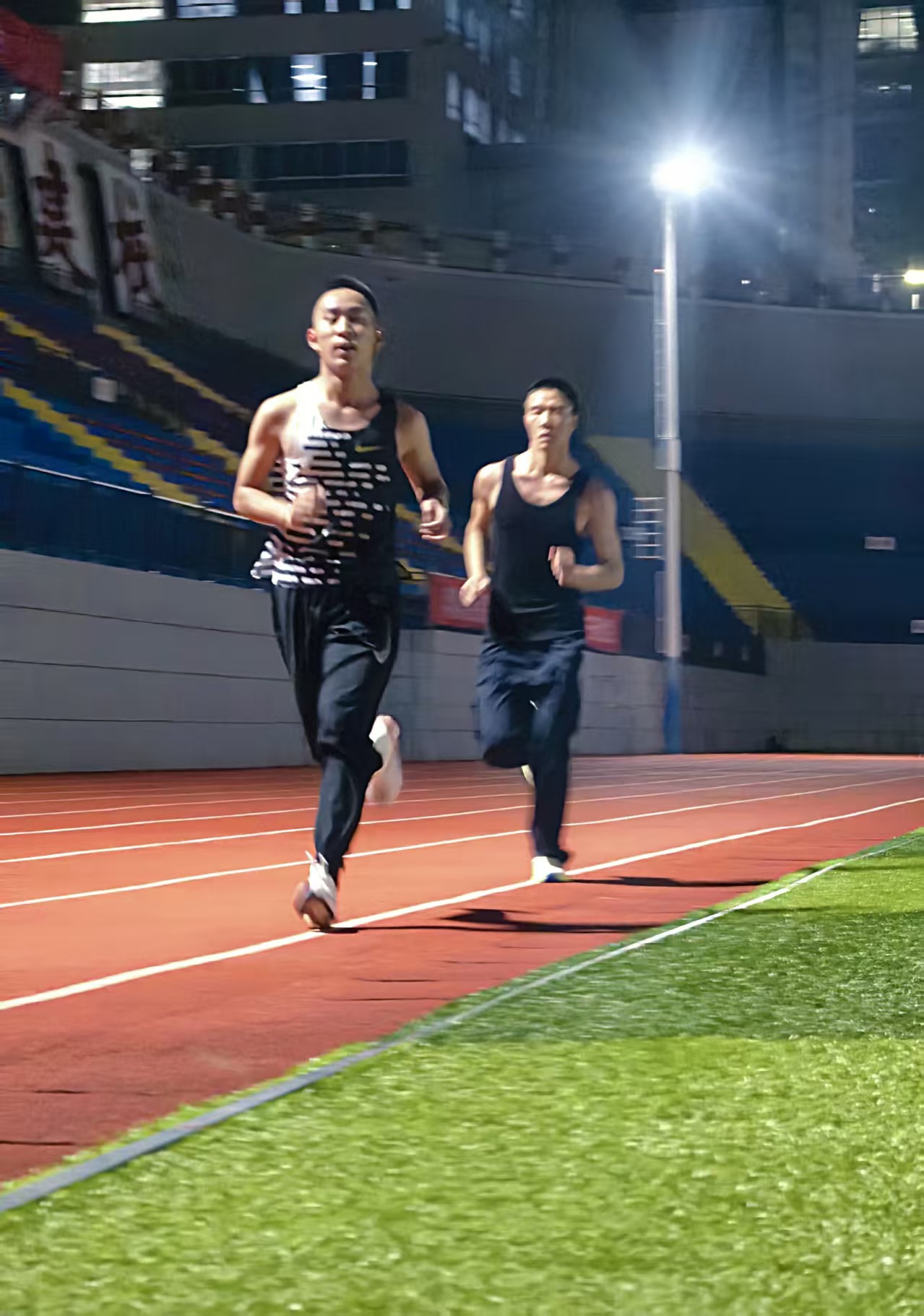 1764252204995069652.jpg 1764251565081.jpg