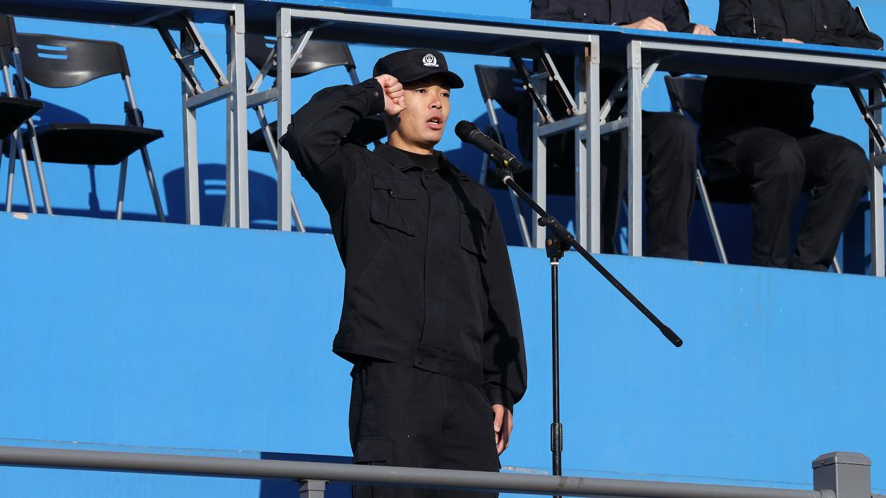 1764253131646010087.png 1764252700087.png