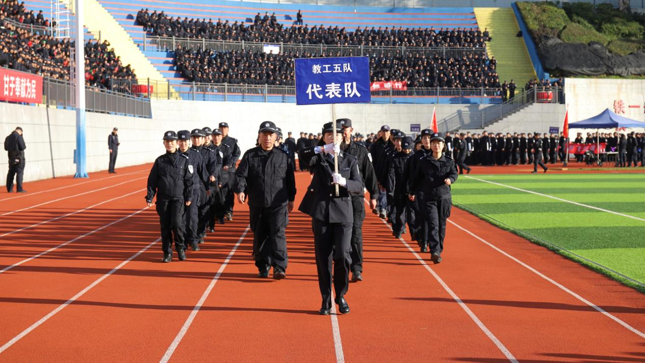 1764253336495036889.png 1764252717322.png