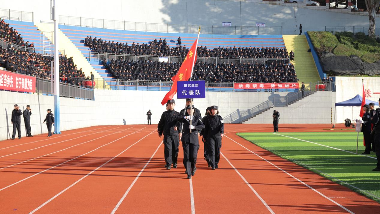 1764253528328010146.png 1764252805495.png