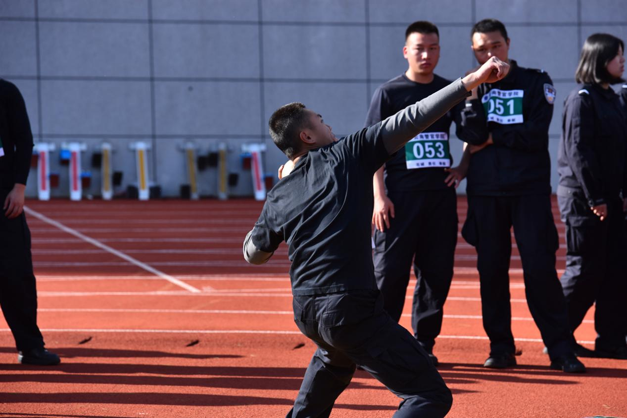 1764253788150000816.png 1764252888775.png