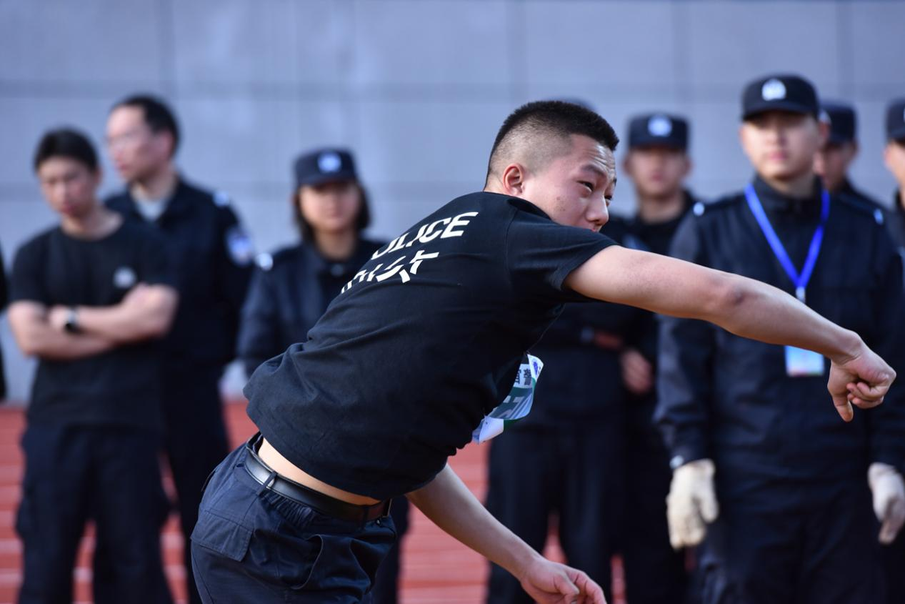 1764253806446078518.png 1764252909215.png