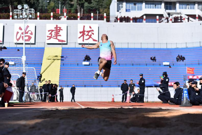 1764255222418011023.png 1764254751569.png