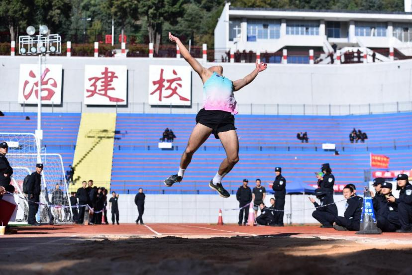 1764255299743035040.png 1764254874689.png