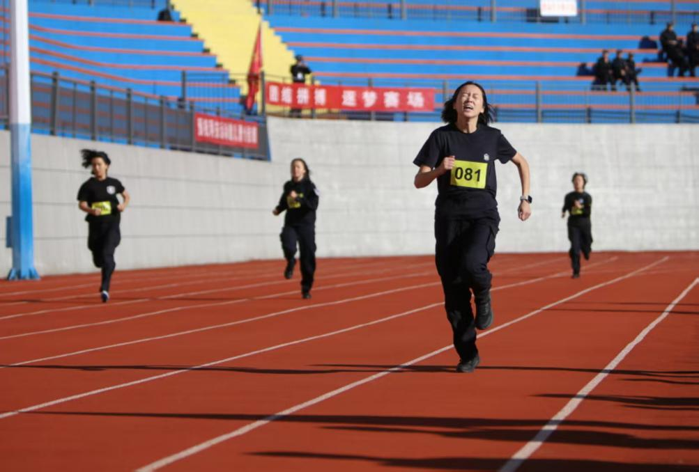 1764600035391094859.png 1764599485953.png